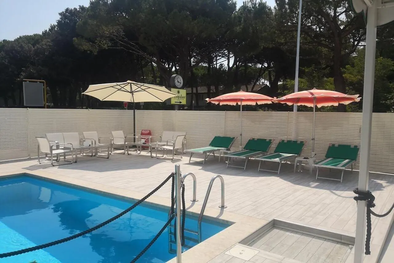 Hotel Picobello Pineta Lido di Jesolo 3*,  Italy